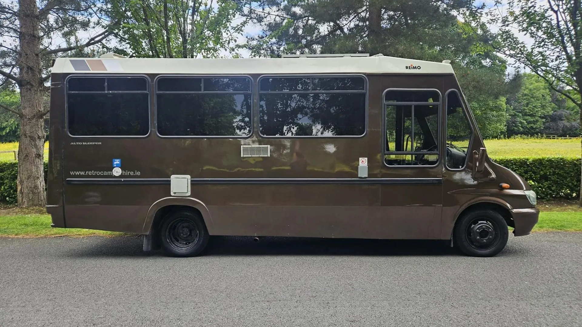 Camping Retro Camper Hire Discover Ireland Dublin Irland