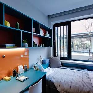 Highfield House Апарт-отель