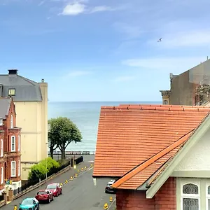 Victoria With Free Parking , Scarborough United Kingdom