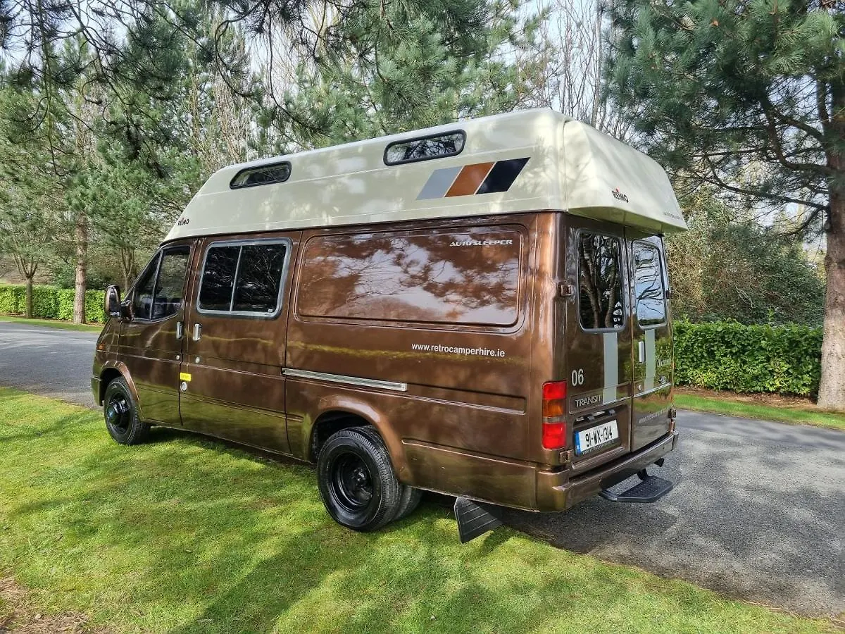 Retro Camper Hire Discover Ireland Dublin Campingplatz